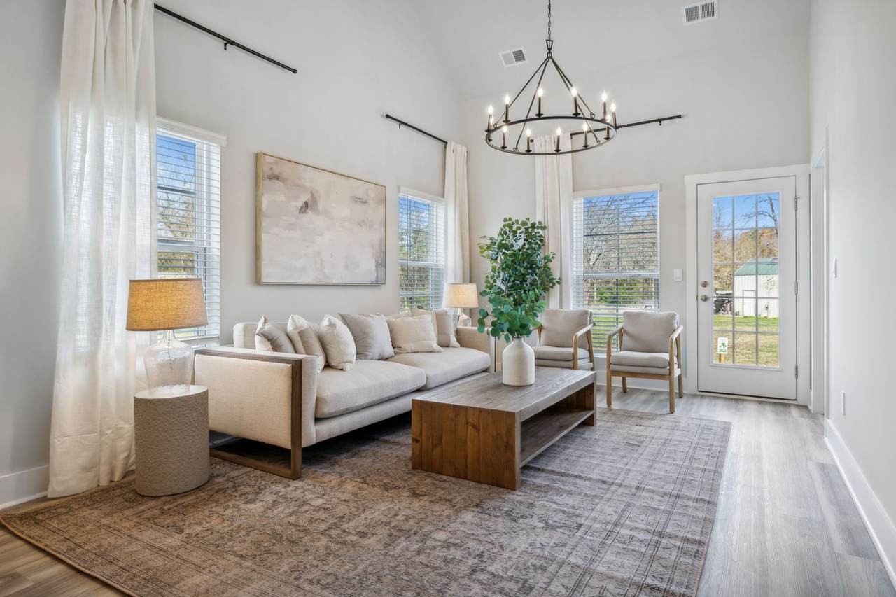 533 Tulip Springs Ct - Photo 1