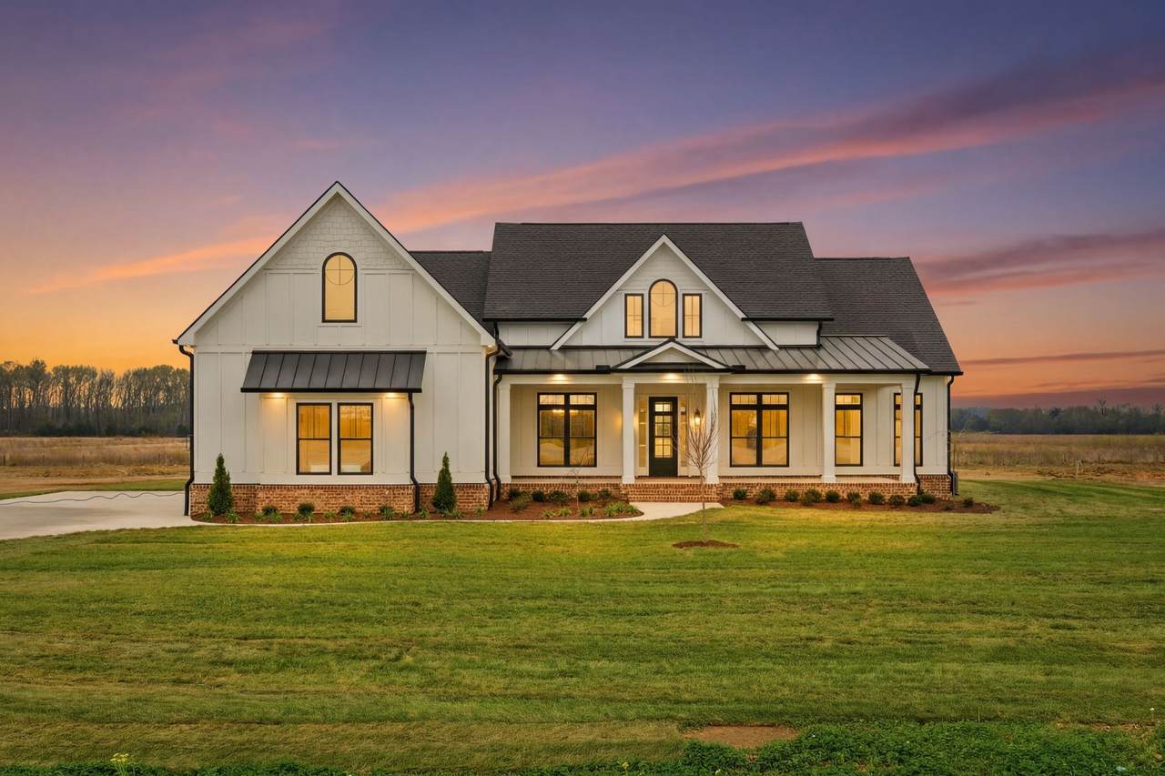 15269 Hwy 99 - Photo 1