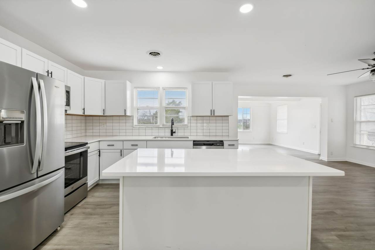 1108 Lock 4 Rd - Photo 1