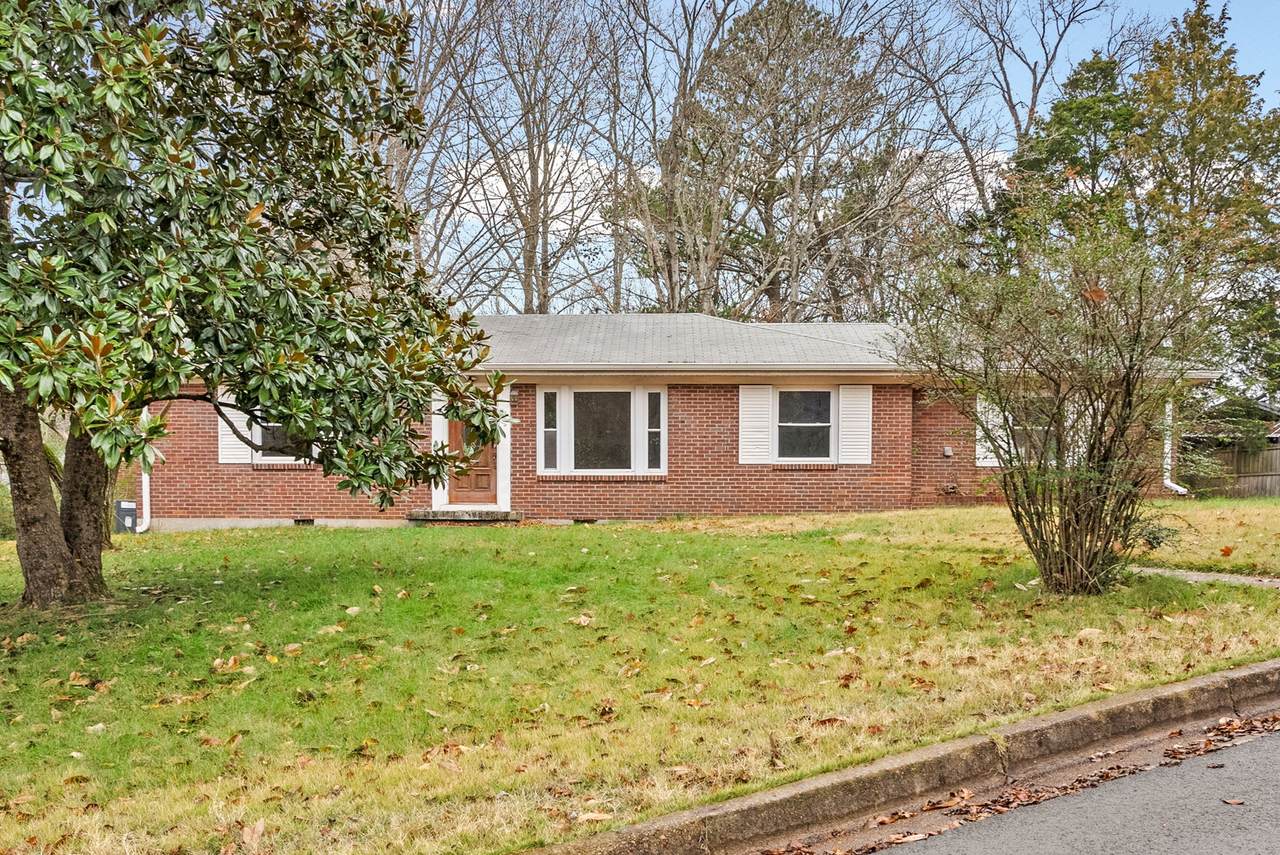 1052 Forrest Dr - Photo 1