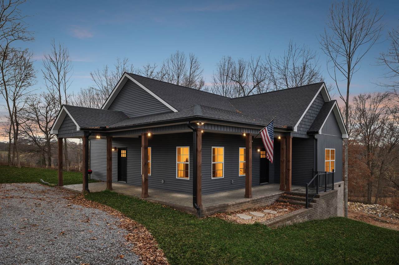 431 Lauren Ln - Photo 1