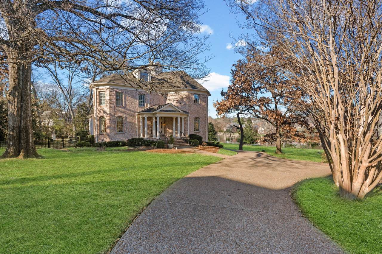 56 Old Club Ct - Photo 1