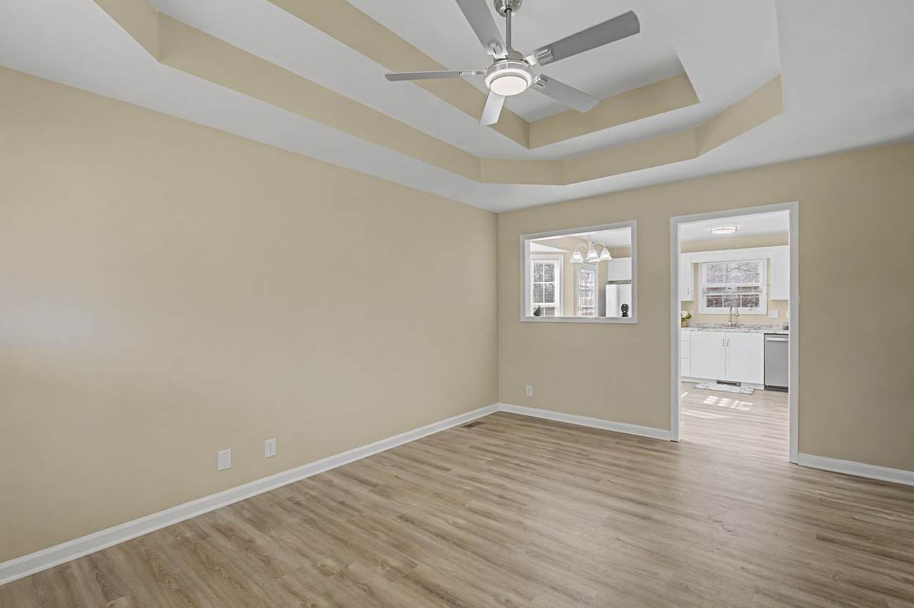 564 Bridgette Dr - Photo 1