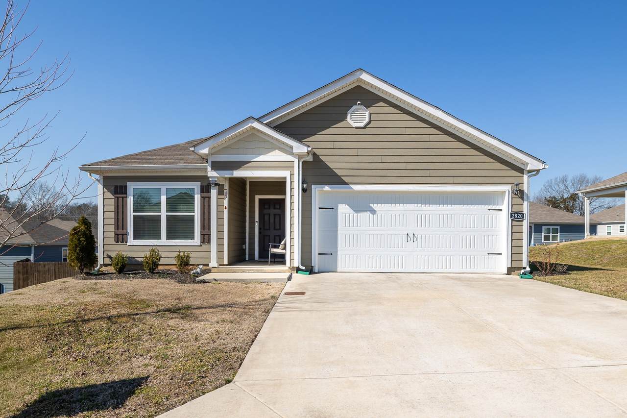 2820 Buzz St - Photo 1