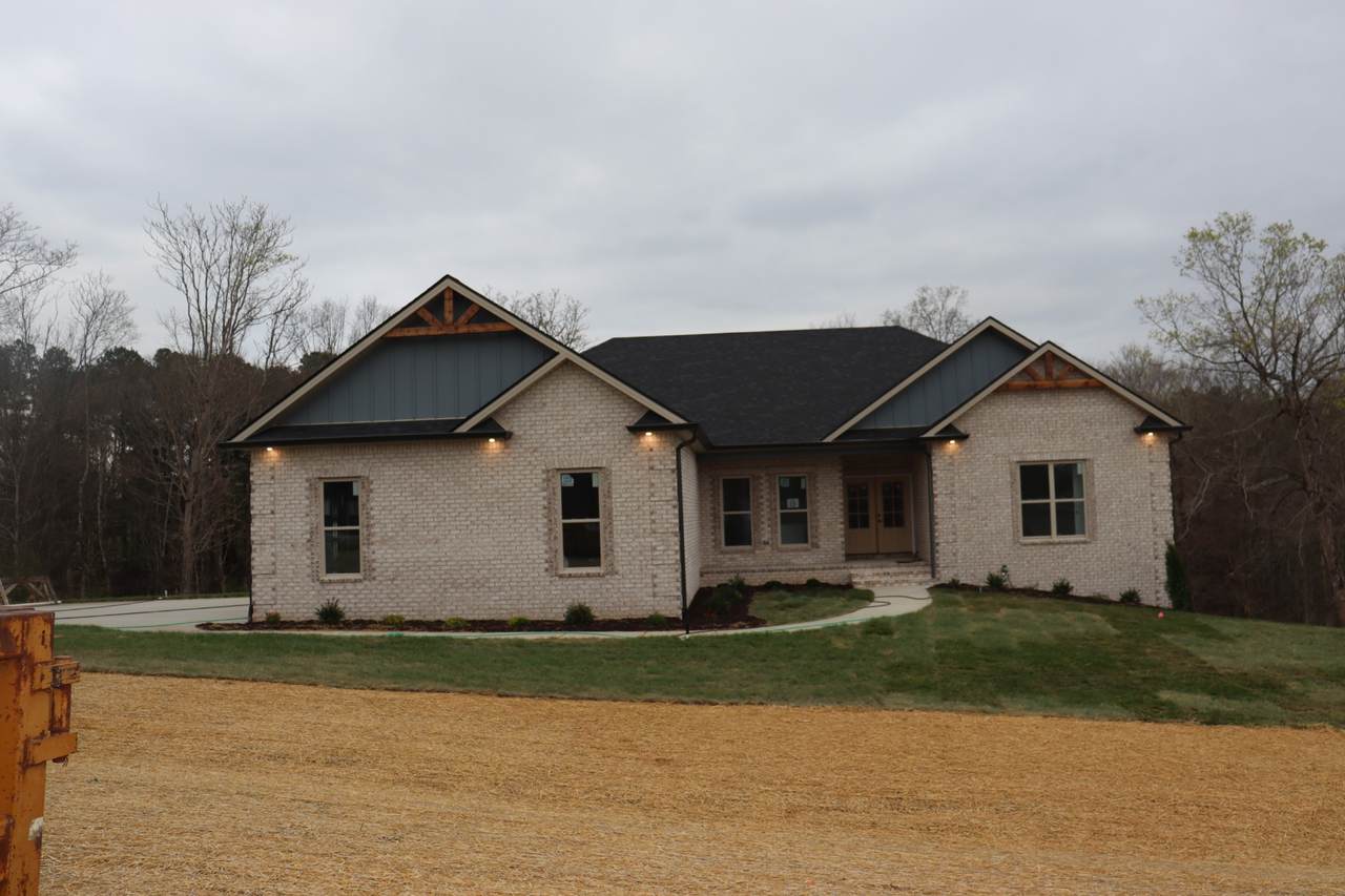 1534 Buck Ridge Ct - Photo 1