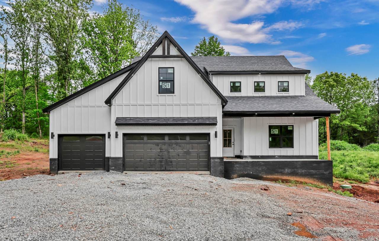 1717 Powell Rd - Photo 1