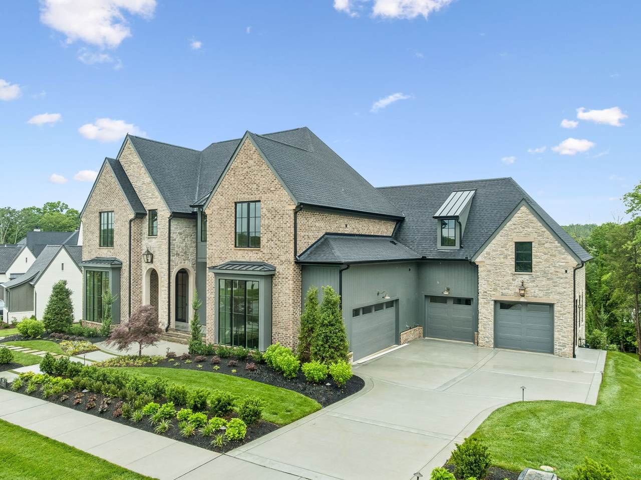 https://bt-photos.global.ssl.fastly.net/nashville/1280_boomver_3_RTC3170911-1.jpg
