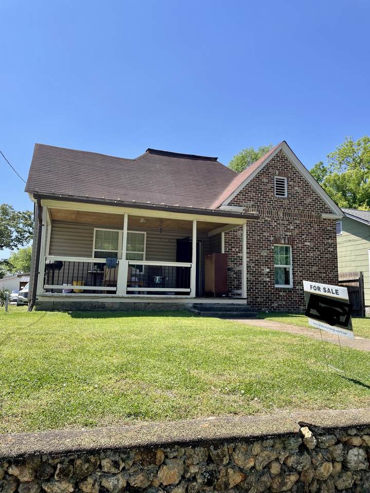 1510 E 16th St - Photo 1