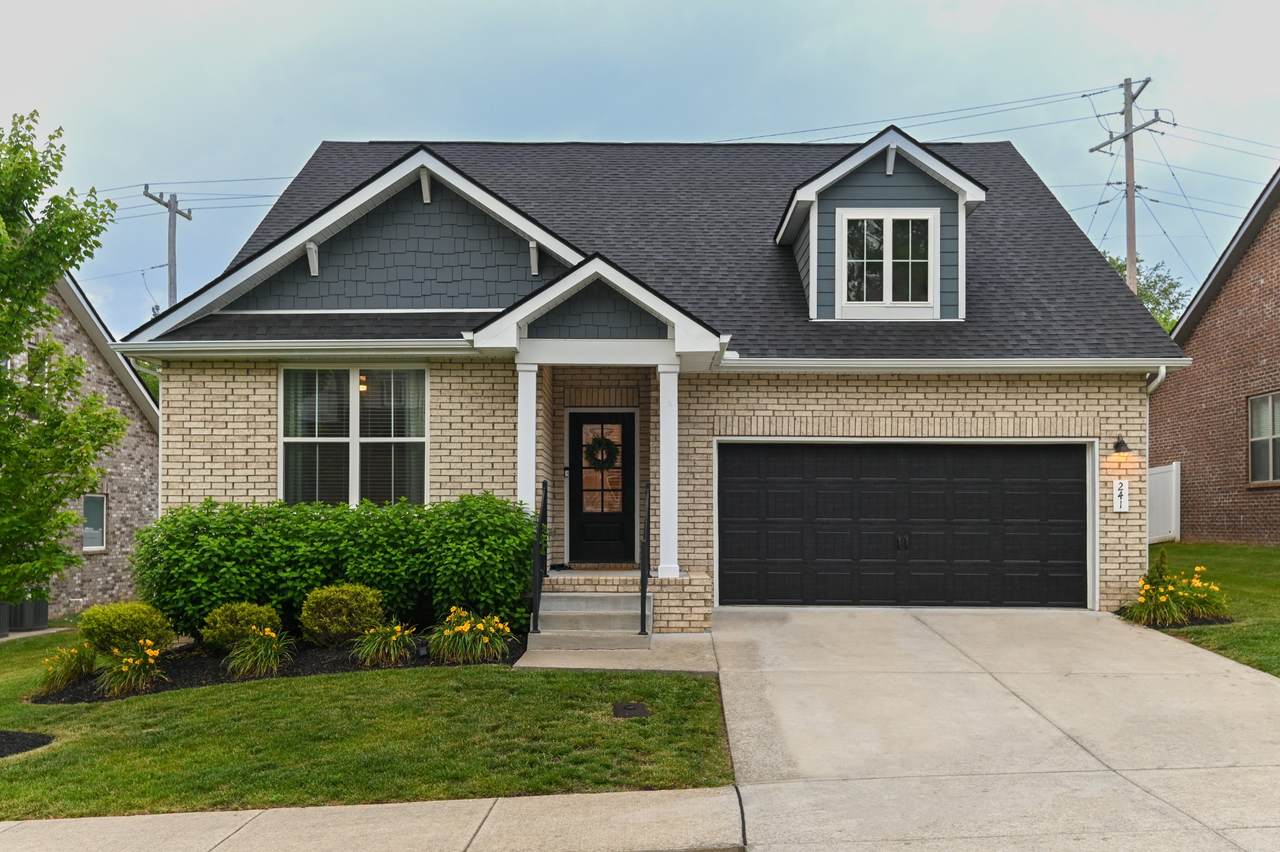 241 Griffin Ln - Photo 1