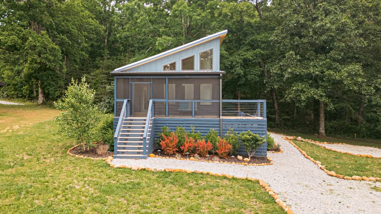 60 Dwellings Dr - Photo 1