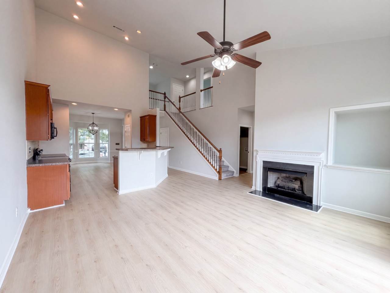 https://bt-photos.global.ssl.fastly.net/nashville/1280_boomver_3_RTC3233808-1.jpg