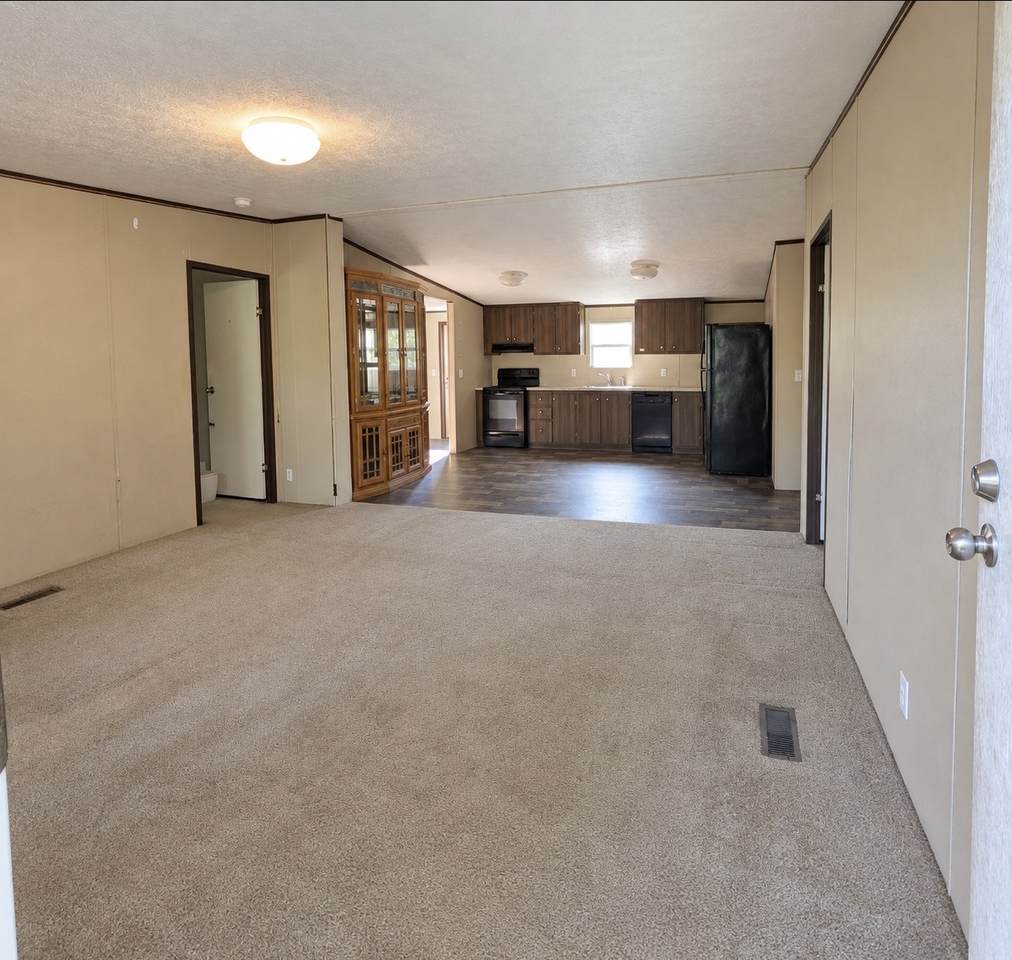 123 Washington Ave - Photo 1