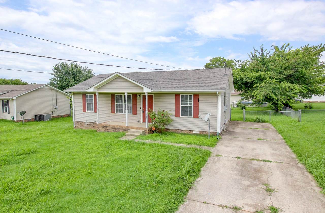 1006 Bush Ave - Photo 1