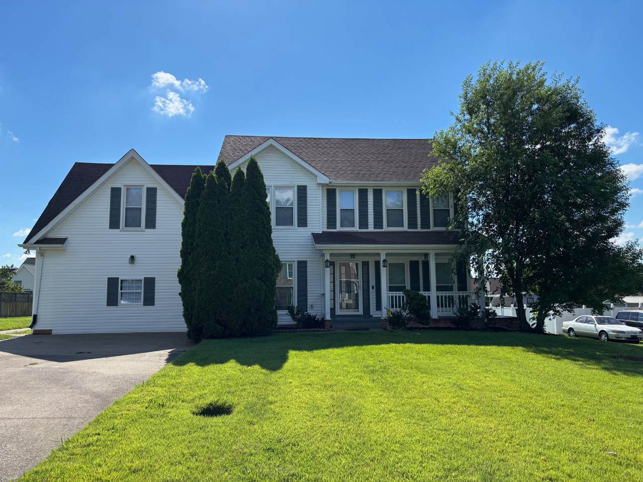 3321 Greenspoint Dr - Photo 1