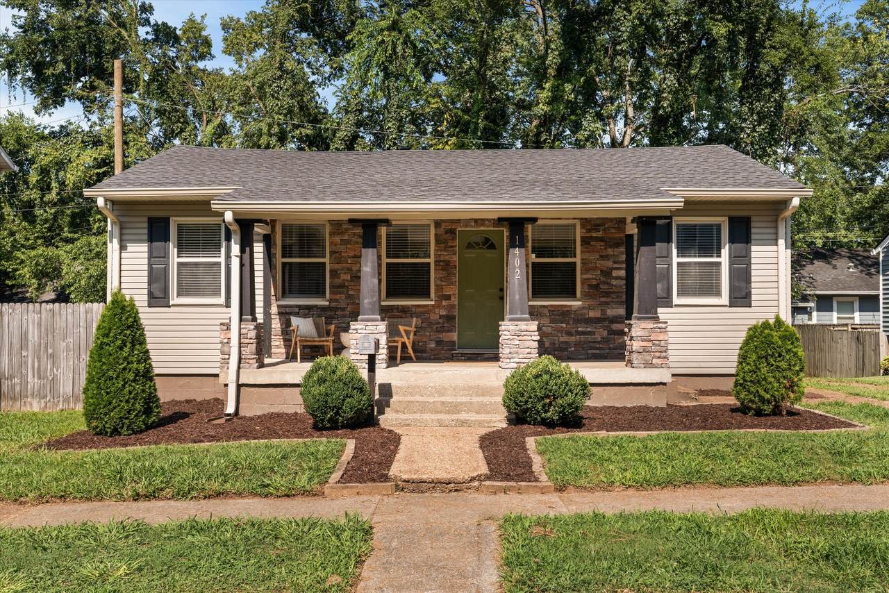 1402 Berry St - Photo 1