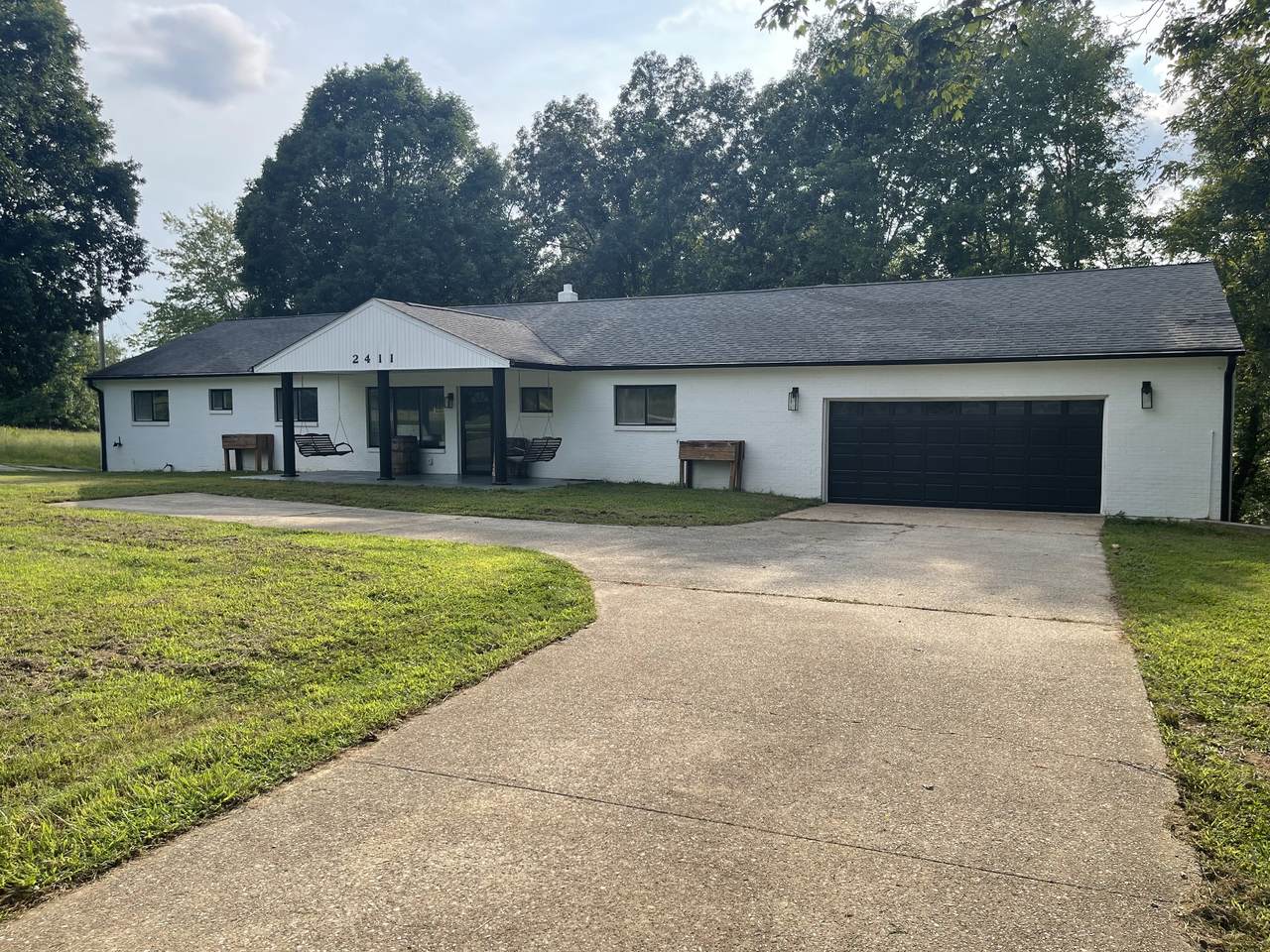 2411 Slayden Marion Rd - Photo 1