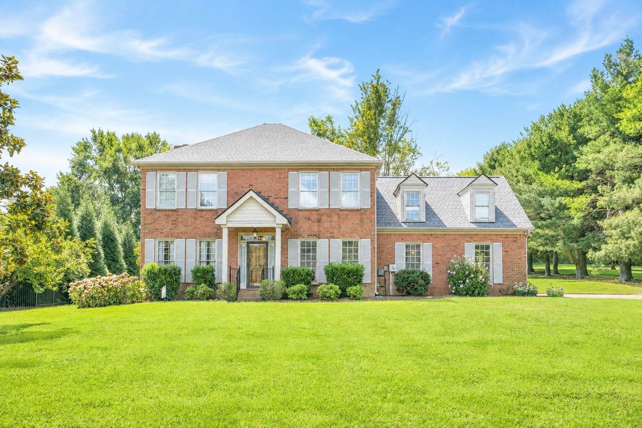 1409 Mayberry Ln - Photo 1