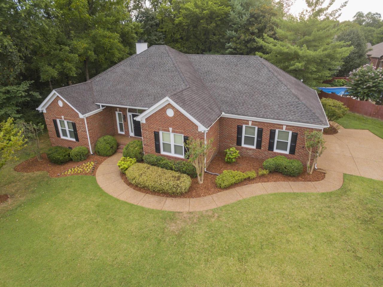 129 Grove Ln - Photo 1