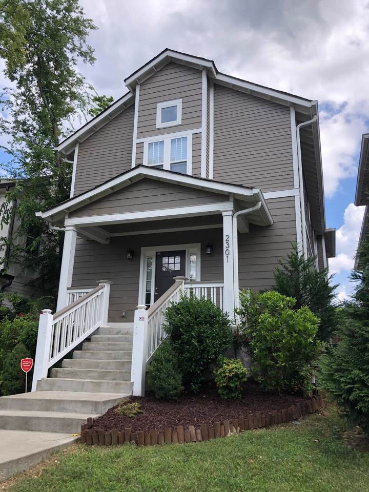 2301 Scott Ave - Photo 1