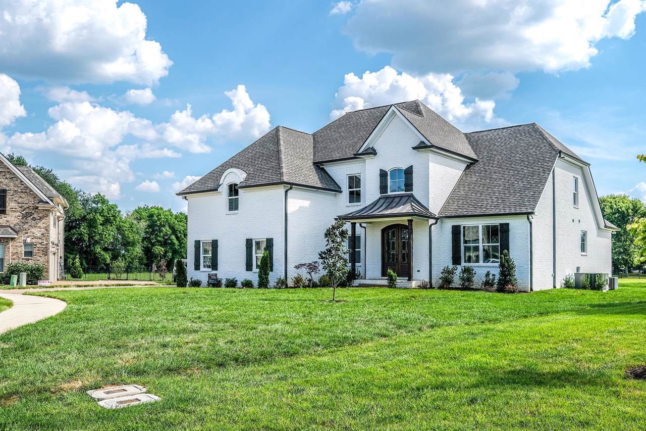102 Cardigan Ct (Lot 222) - Photo 1
