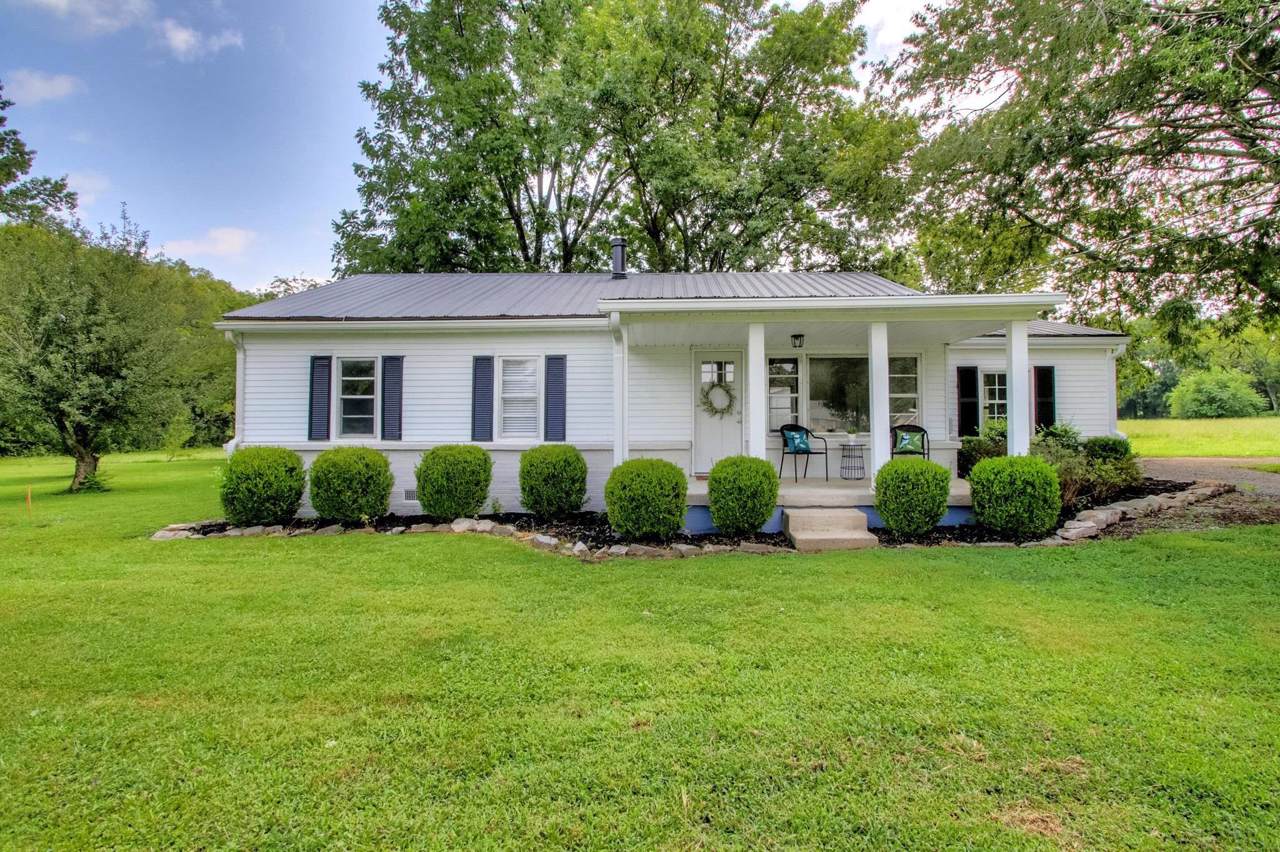 545 Bellwood Road - Photo 1