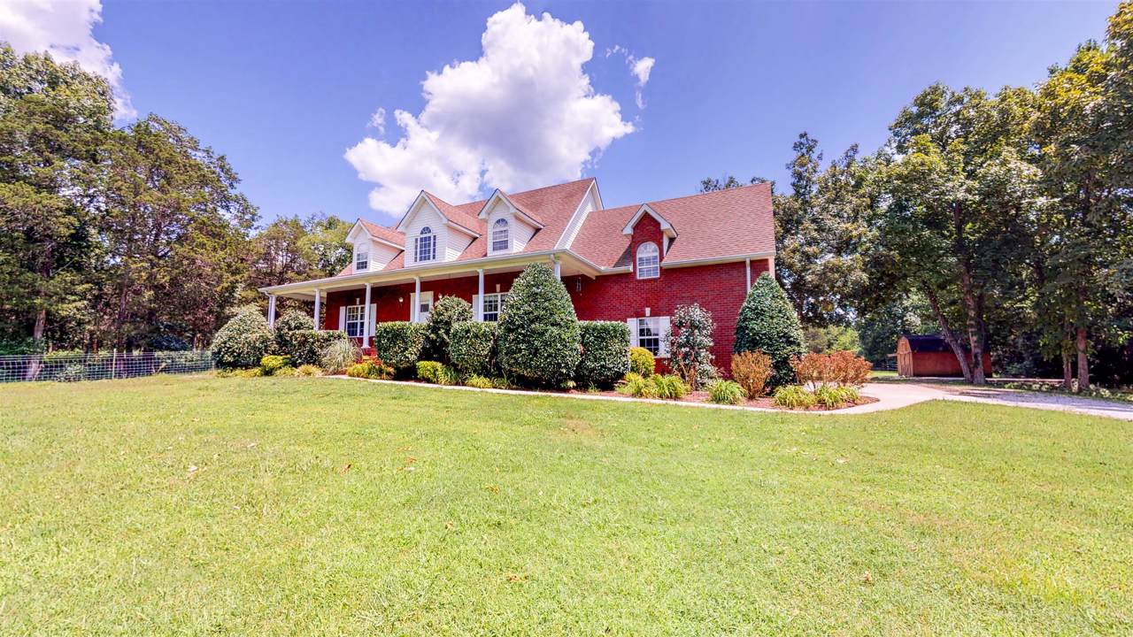 2737 Beckwith Rd - Photo 1