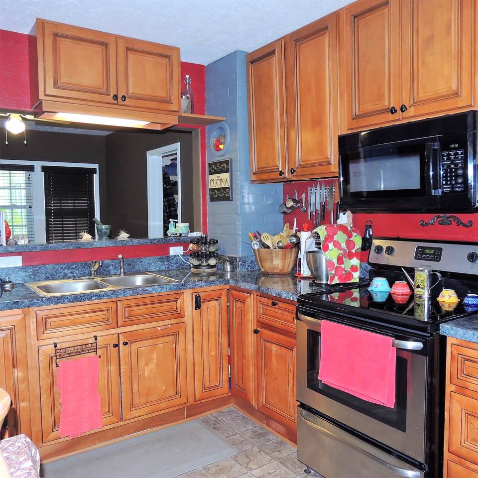 1304 Fuller St - Photo 1