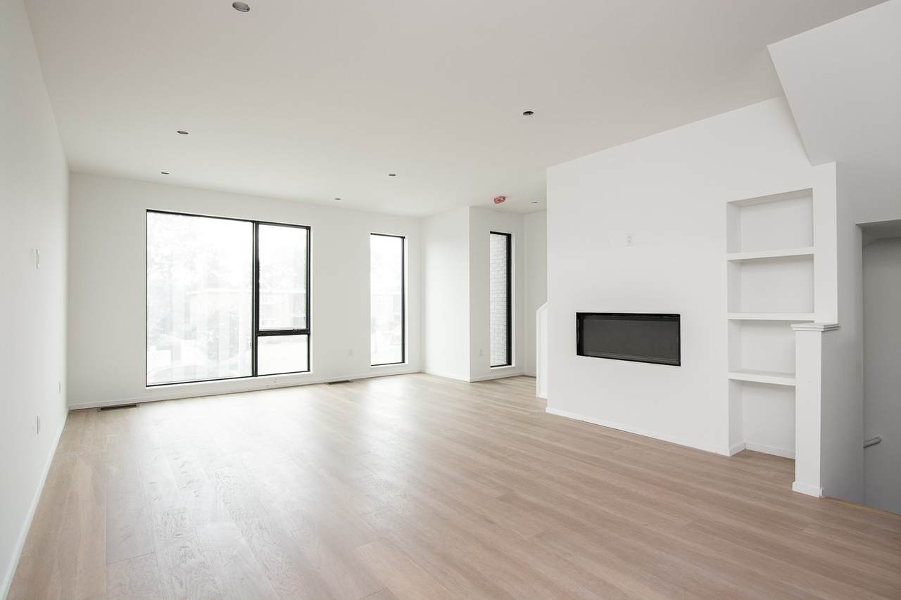 550 Little Channing Way - Photo 1