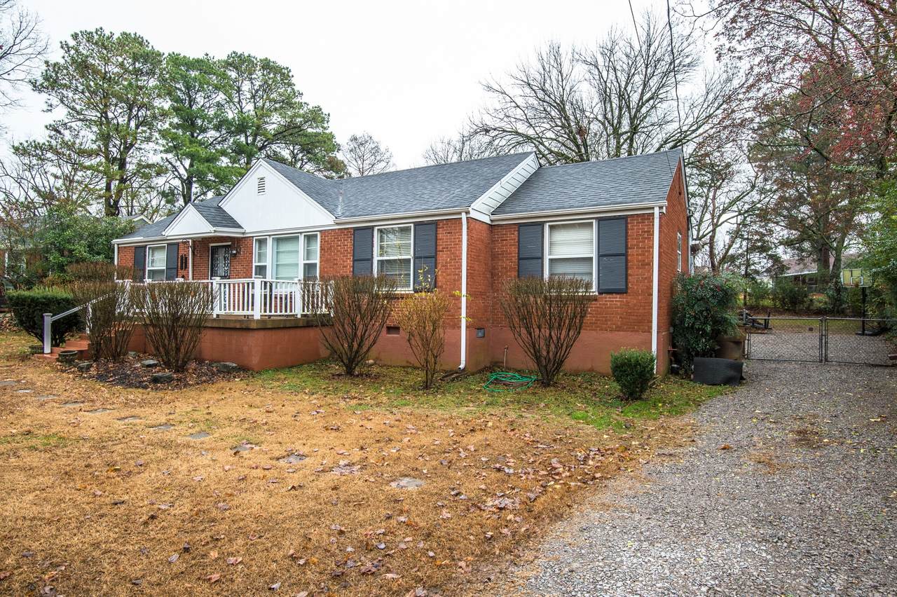 253 Fairway Dr - Photo 1