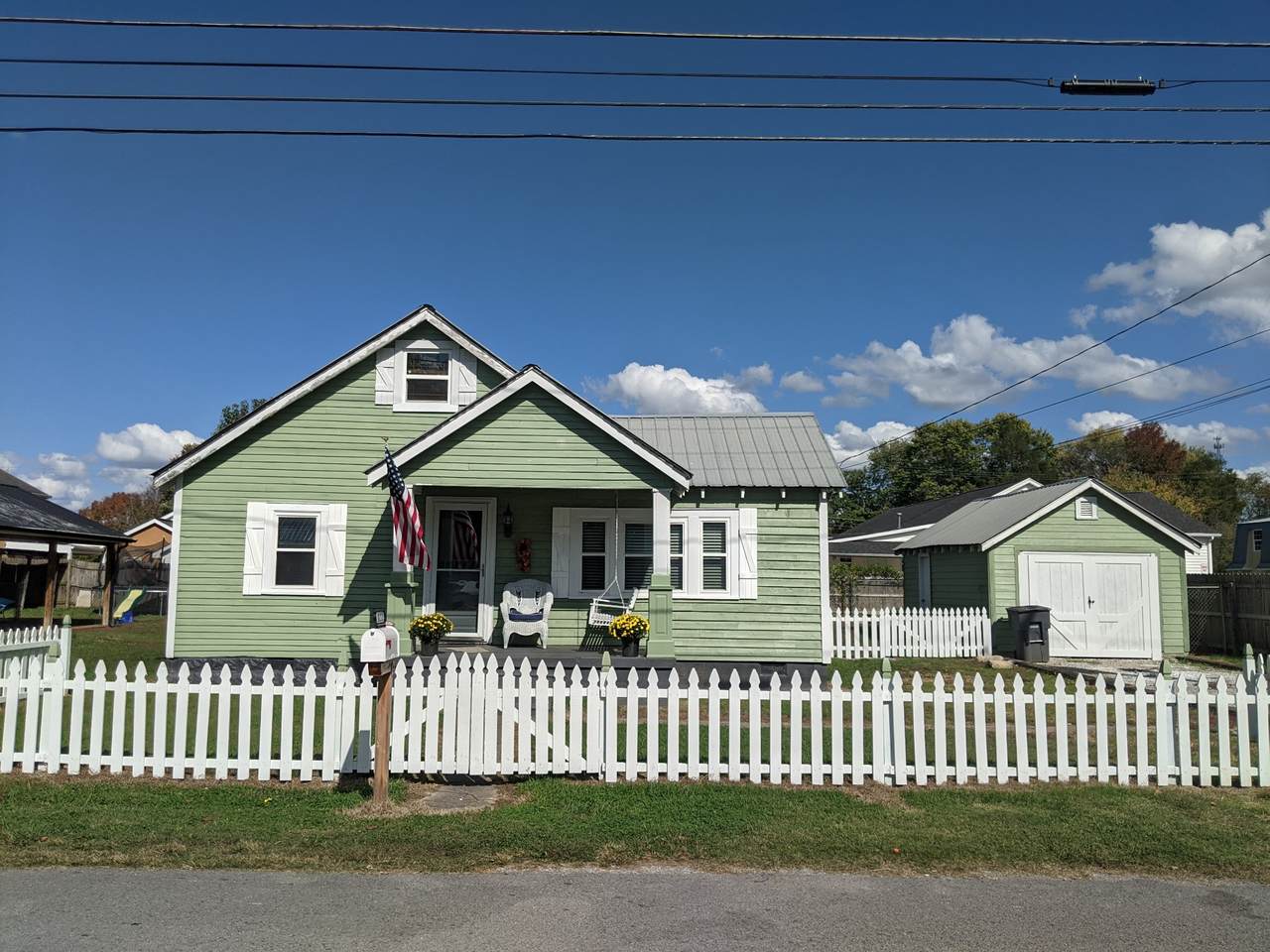 122 Woodland Dr - Photo 1