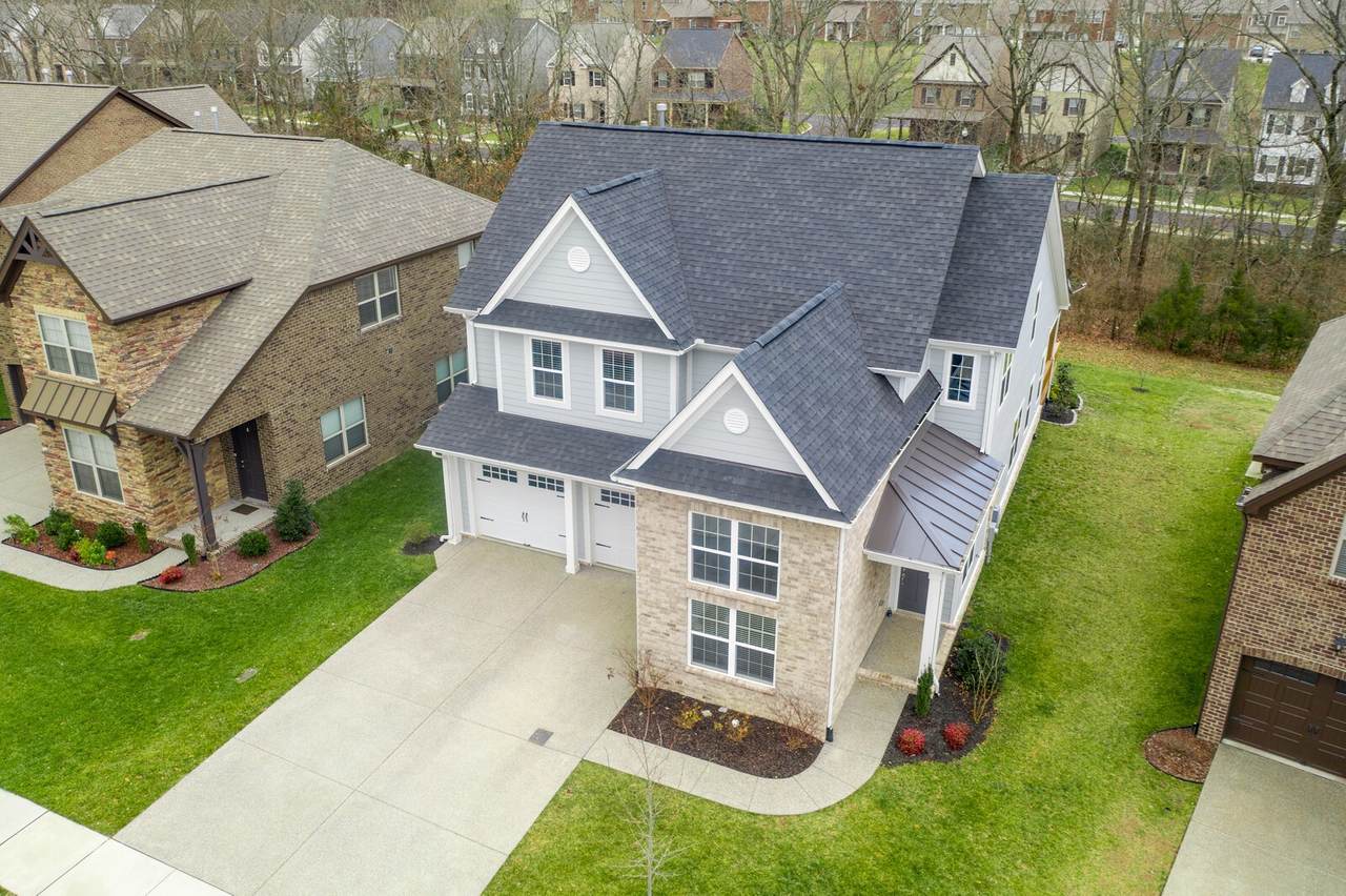 146 Monarchos Dr - Photo 1