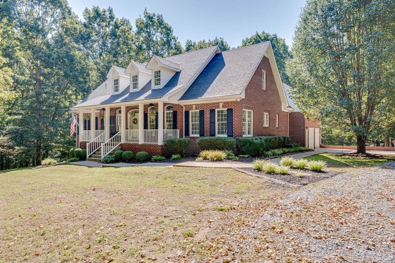 2346 Wolfe Rd - Photo 1