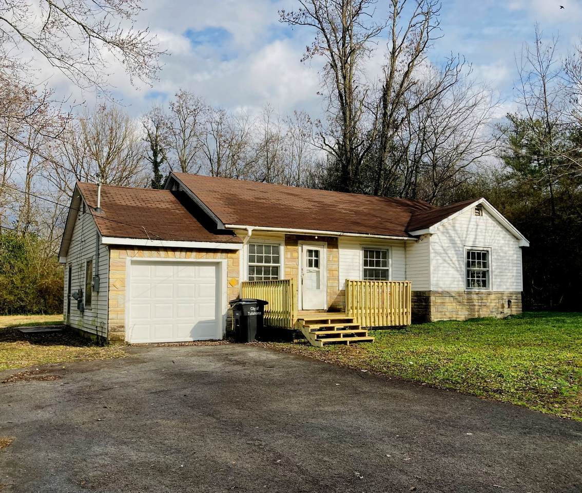 612 Cedar Ln - Photo 1