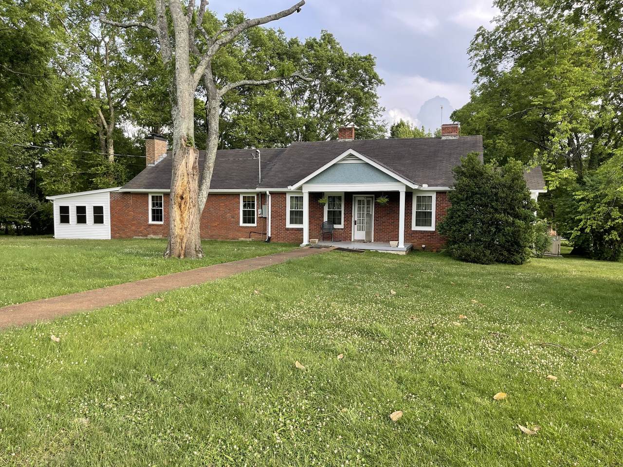 245 Mark Circle - Photo 1