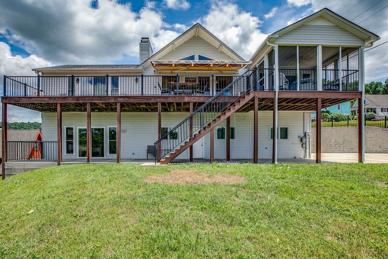 1696 Falling Water Rd - Photo 1