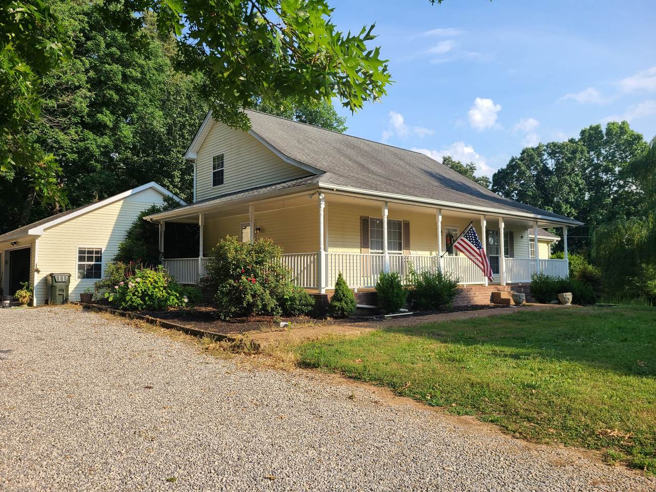5517 Hugh Gill Rd - Photo 1