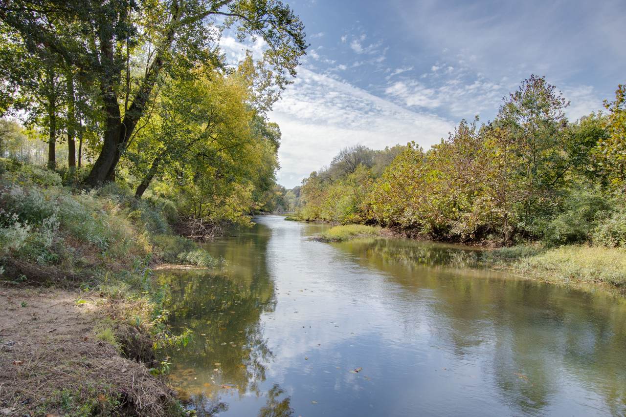 815 River Ranch Rd - Photo 1