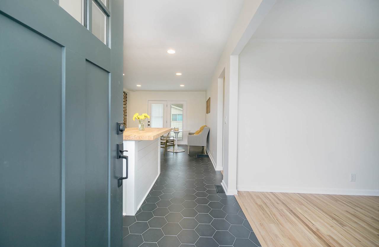 3738 Faulkner Dr - Photo 1