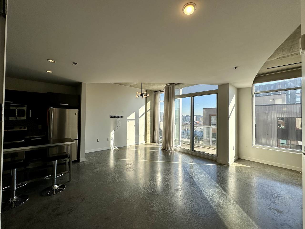 600 12th Ave S - Photo 1