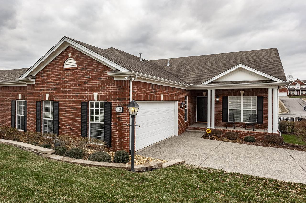 100 Kenton Loop - Photo 1