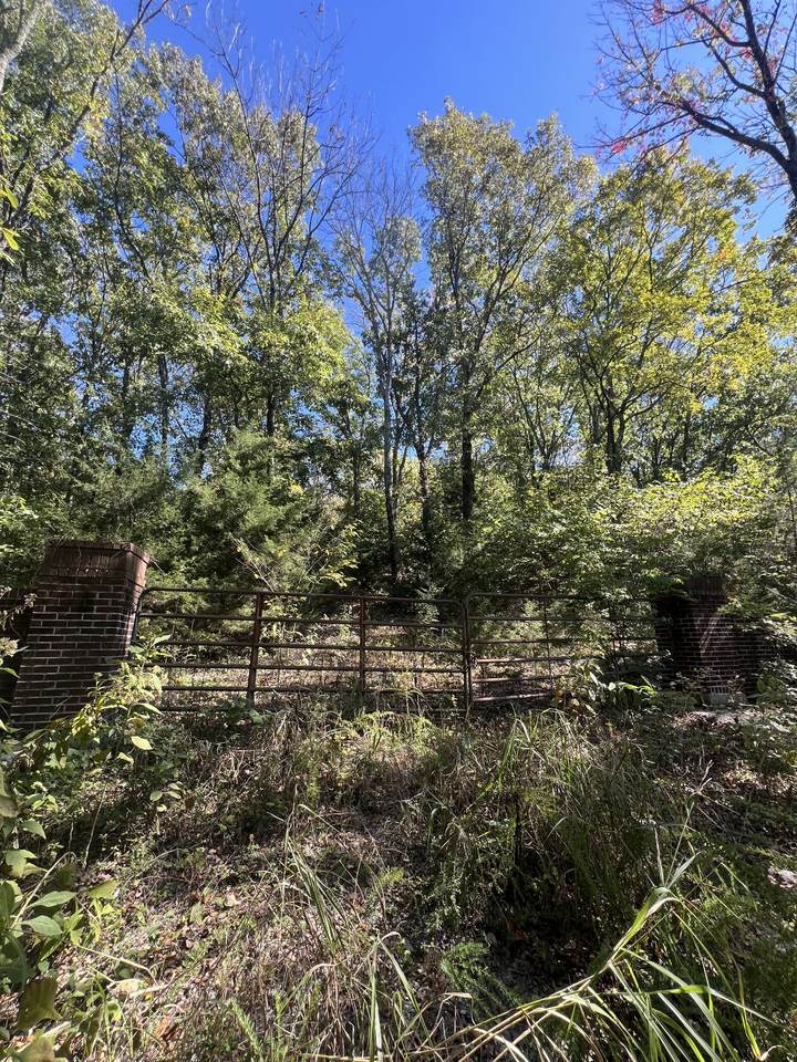 2694 Sanford Rd - Photo 1