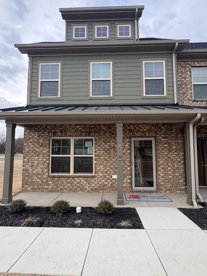 110 Ace Ave - Photo 1
