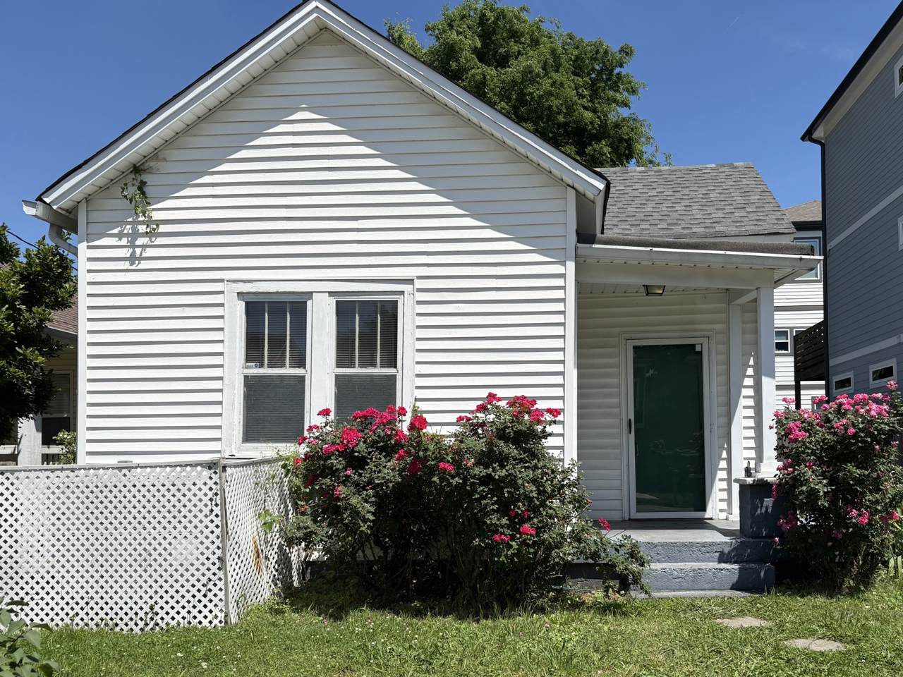 4904 Illinois Ave - Photo 1