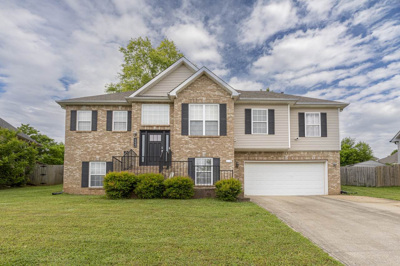 1137 Stillwood Dr - Photo 1