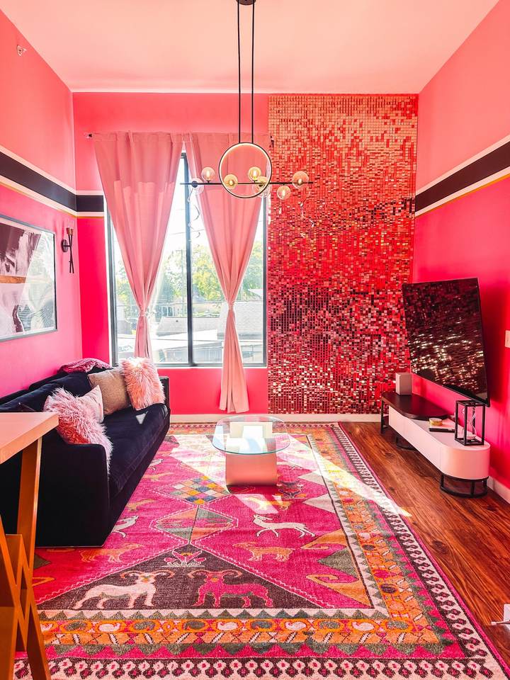 916 Buchanan St - Photo 1