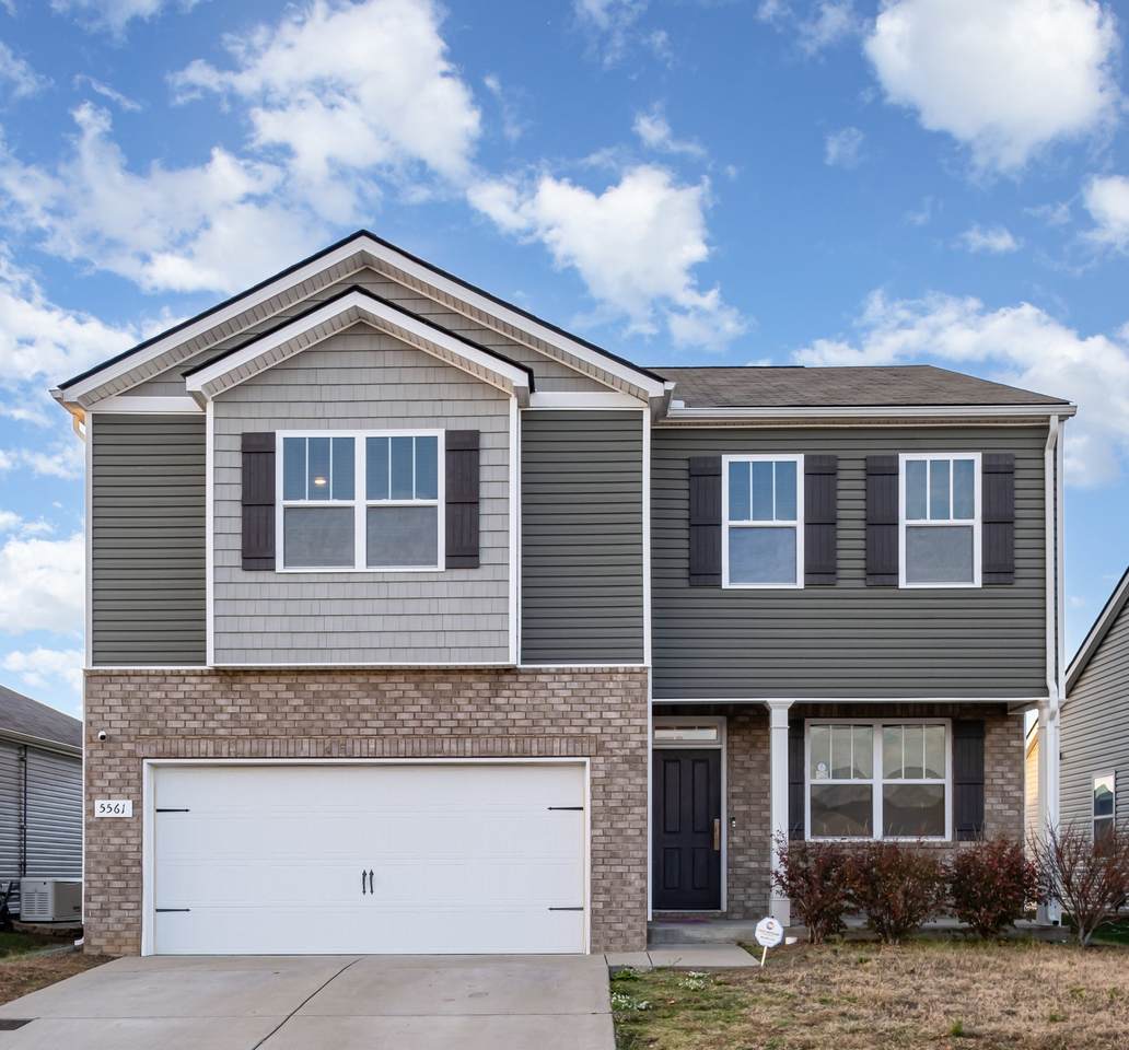 5561 Hickory Woods Dr - Photo 1