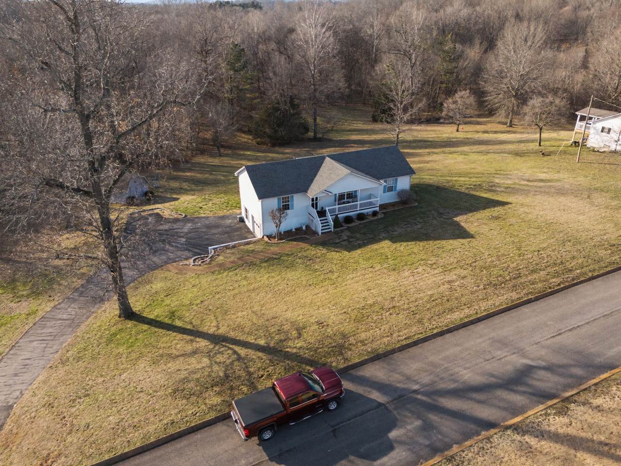 2323 Beasley Ln - Photo 1