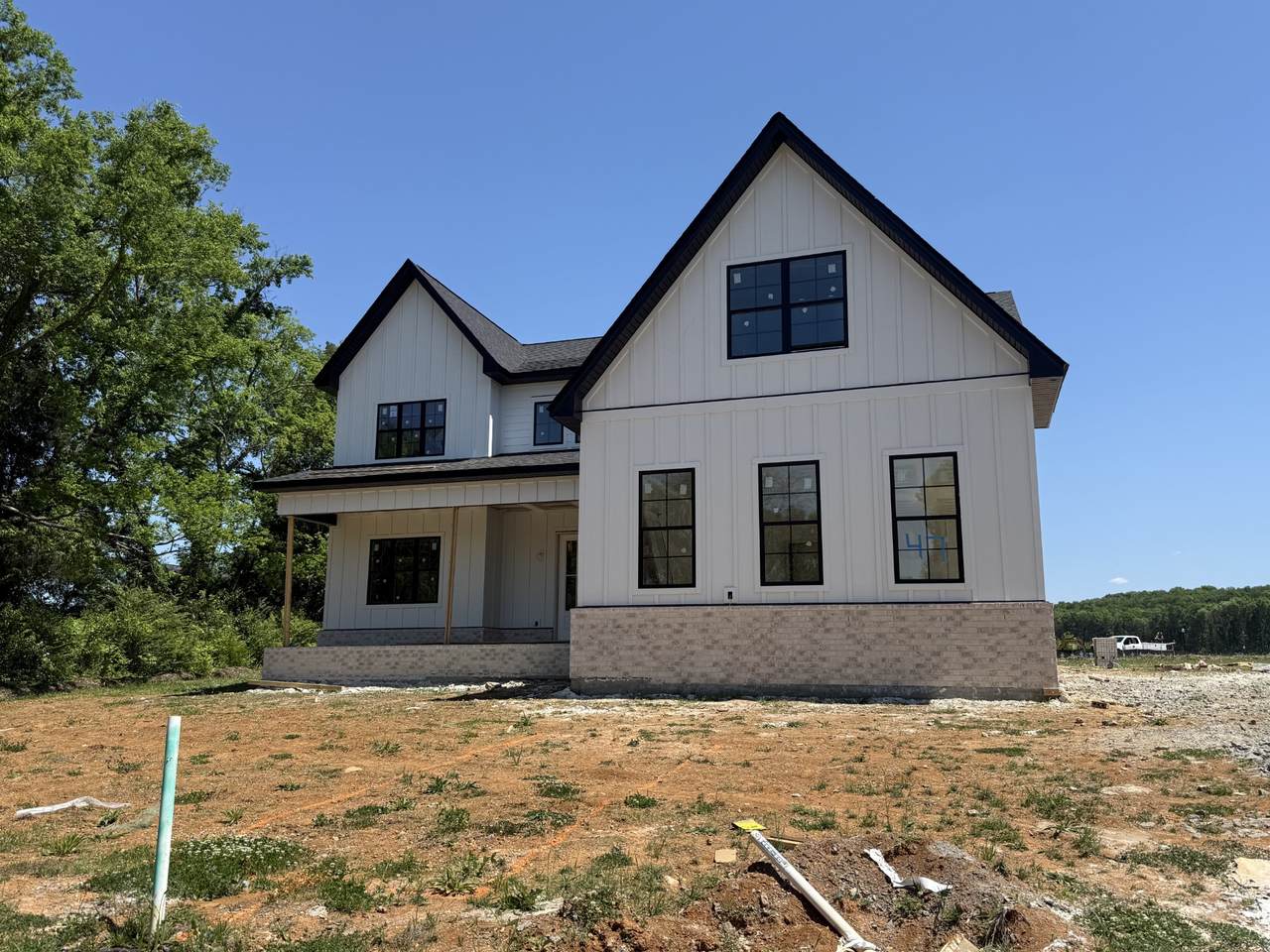 2716 Canton Dr - Photo 1
