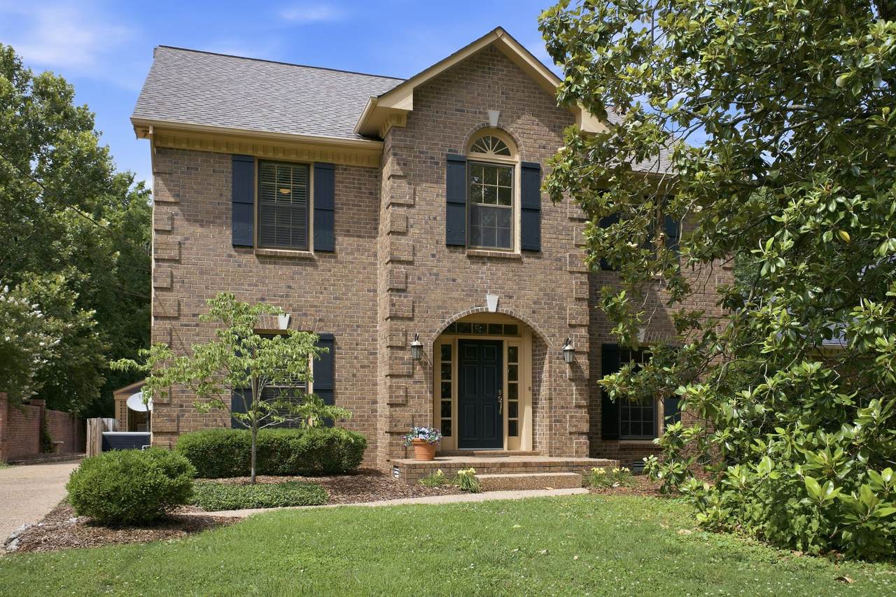 1464 Tyne Blvd - Photo 1