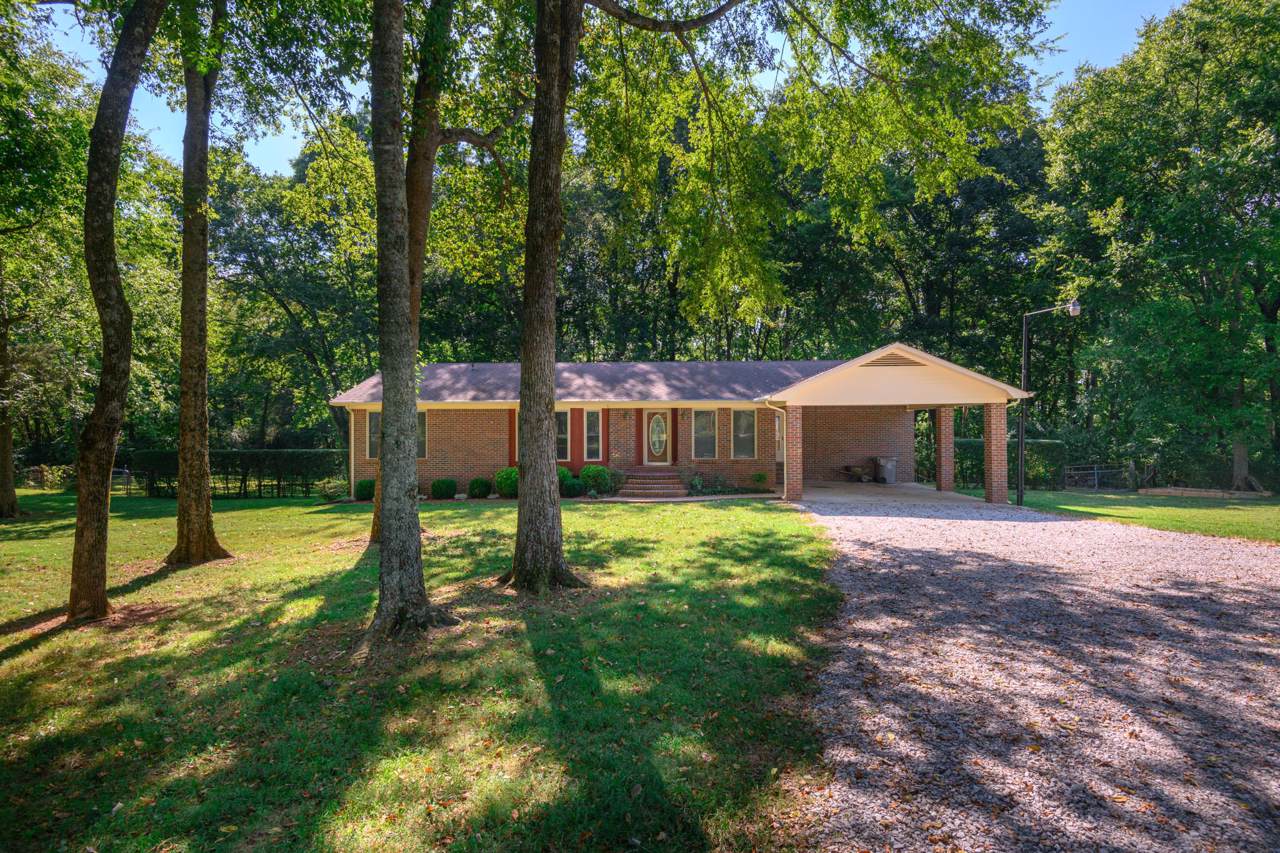 622 Eastbrook Road - Photo 1